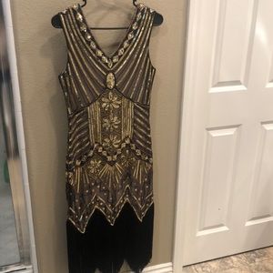Flapper dress, like new condition, worn twice.